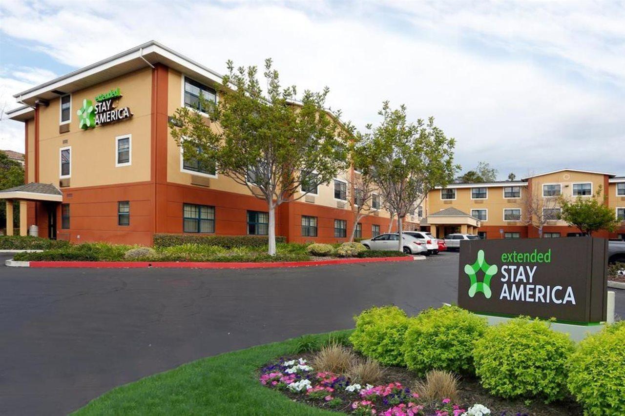Extended Stay America Suites - Santa Barbara - Calle Real Goleta Buitenkant foto