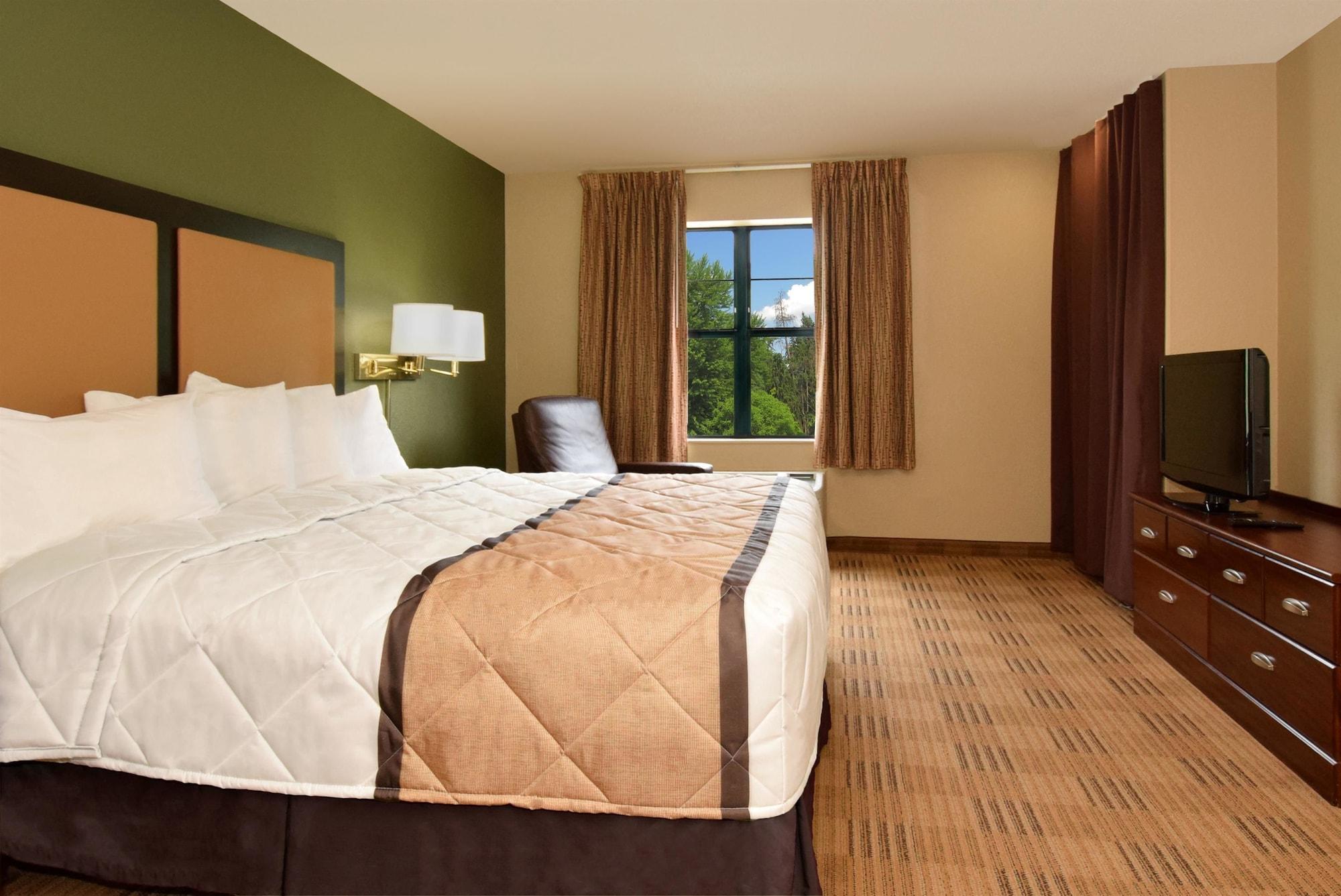 Extended Stay America Suites - Santa Barbara - Calle Real Goleta Buitenkant foto