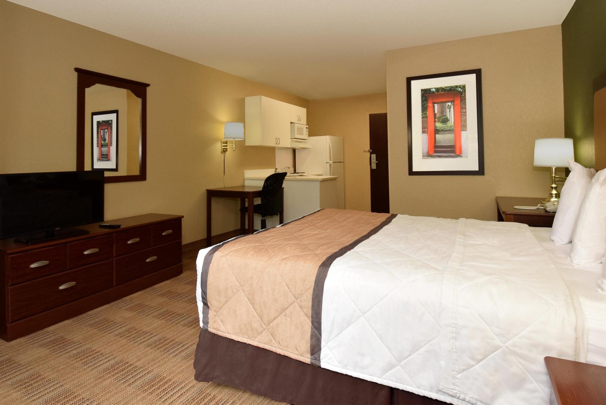 Extended Stay America Suites - Santa Barbara - Calle Real Goleta Buitenkant foto