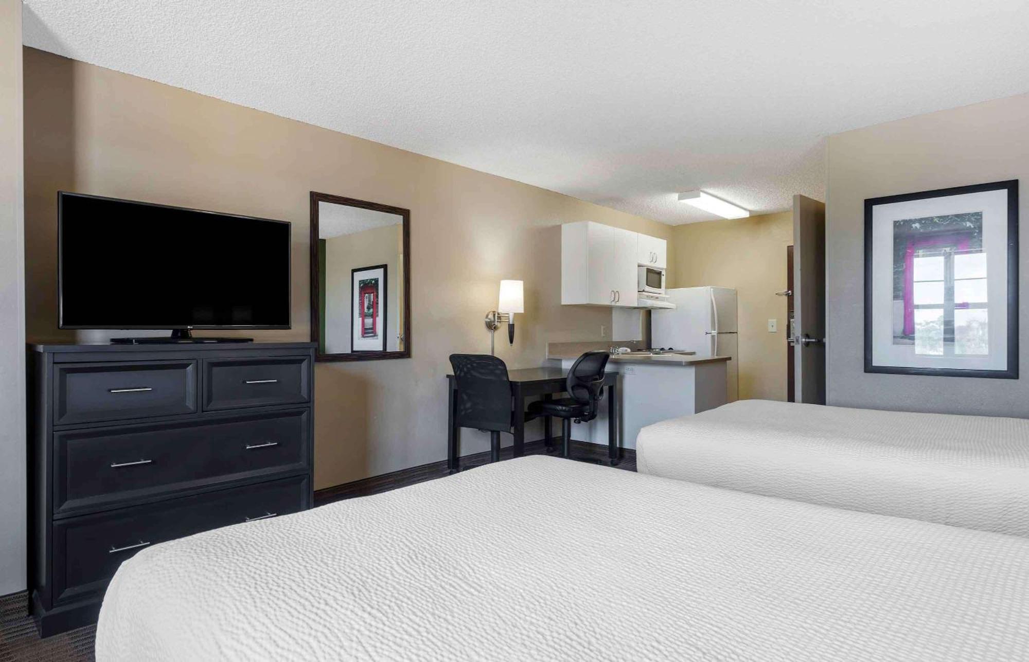 Extended Stay America Suites - Santa Barbara - Calle Real Goleta Buitenkant foto