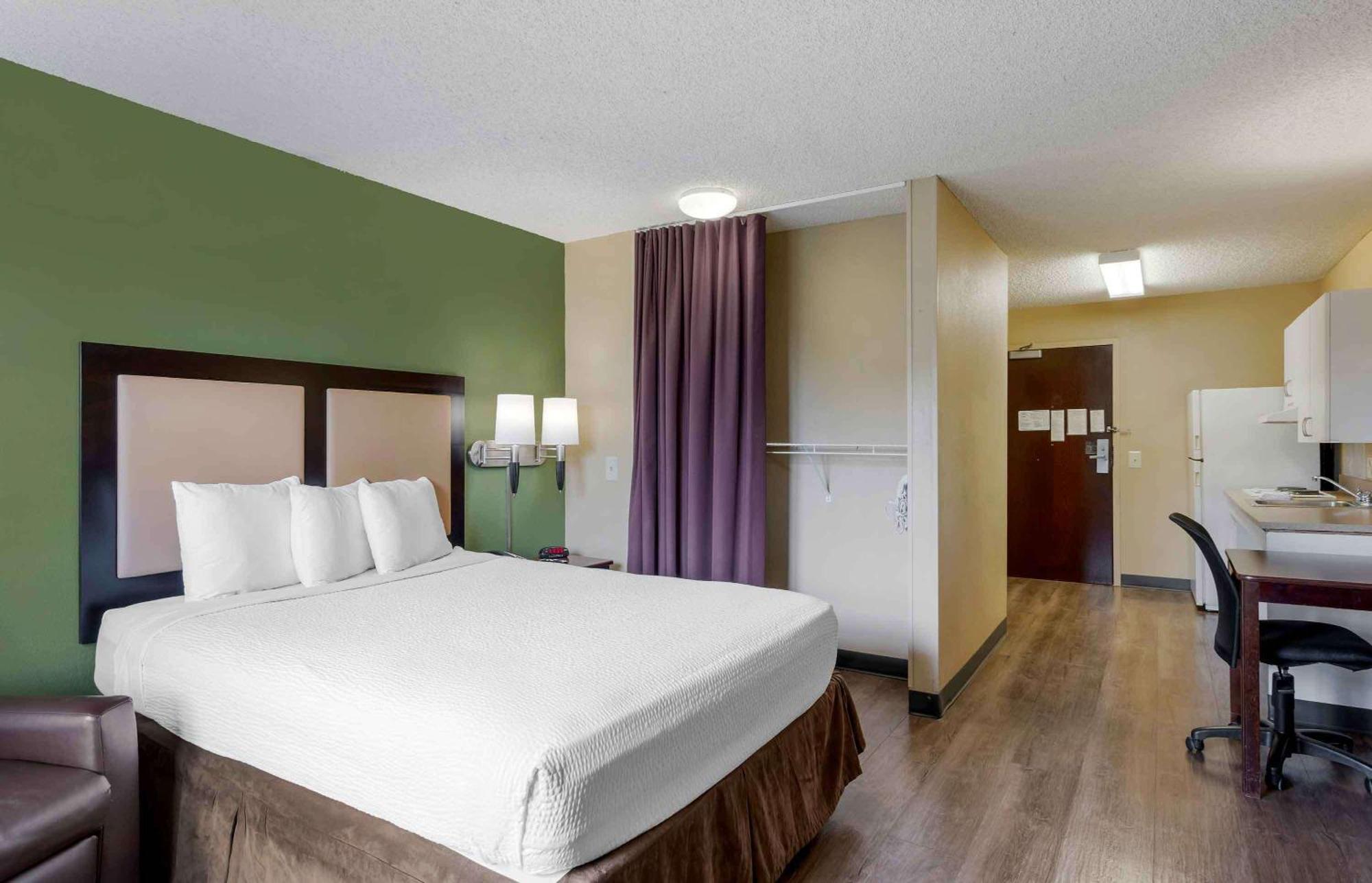 Extended Stay America Suites - Santa Barbara - Calle Real Goleta Buitenkant foto
