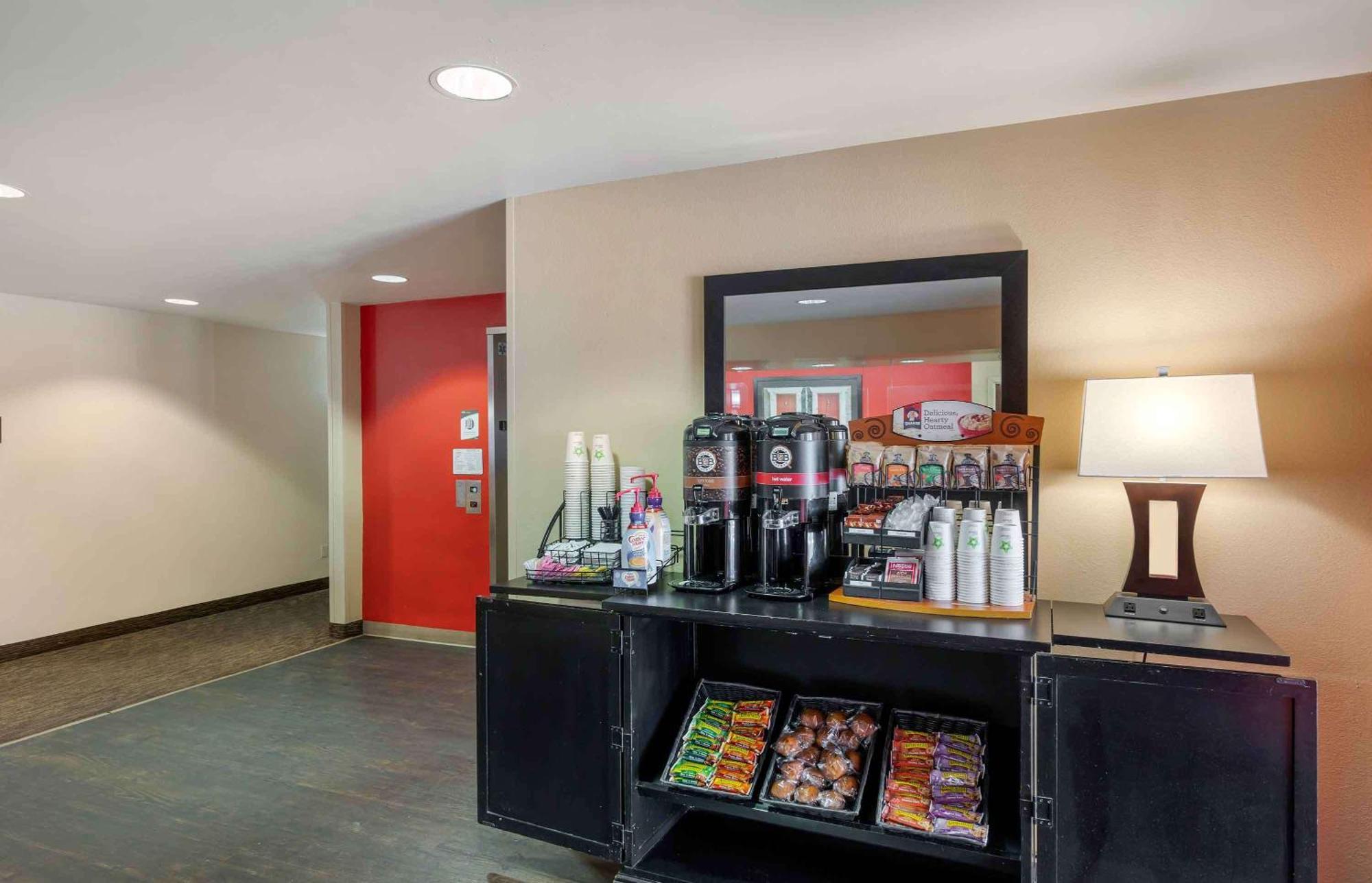Extended Stay America Suites - Santa Barbara - Calle Real Goleta Buitenkant foto