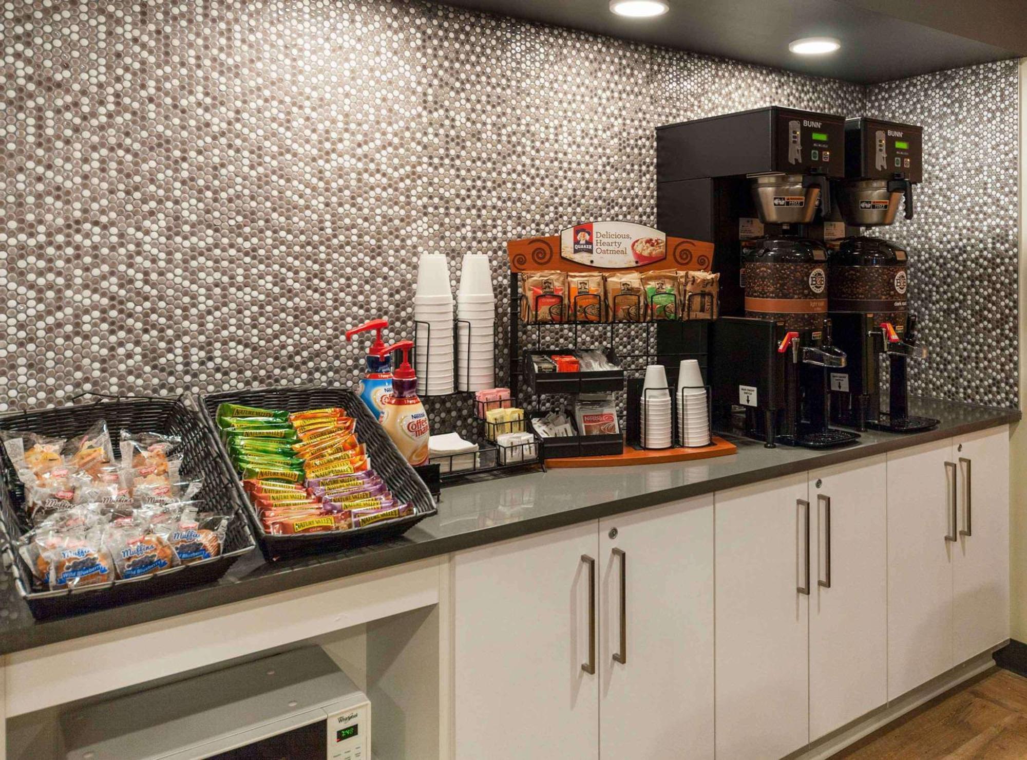 Extended Stay America Suites - Santa Barbara - Calle Real Goleta Buitenkant foto
