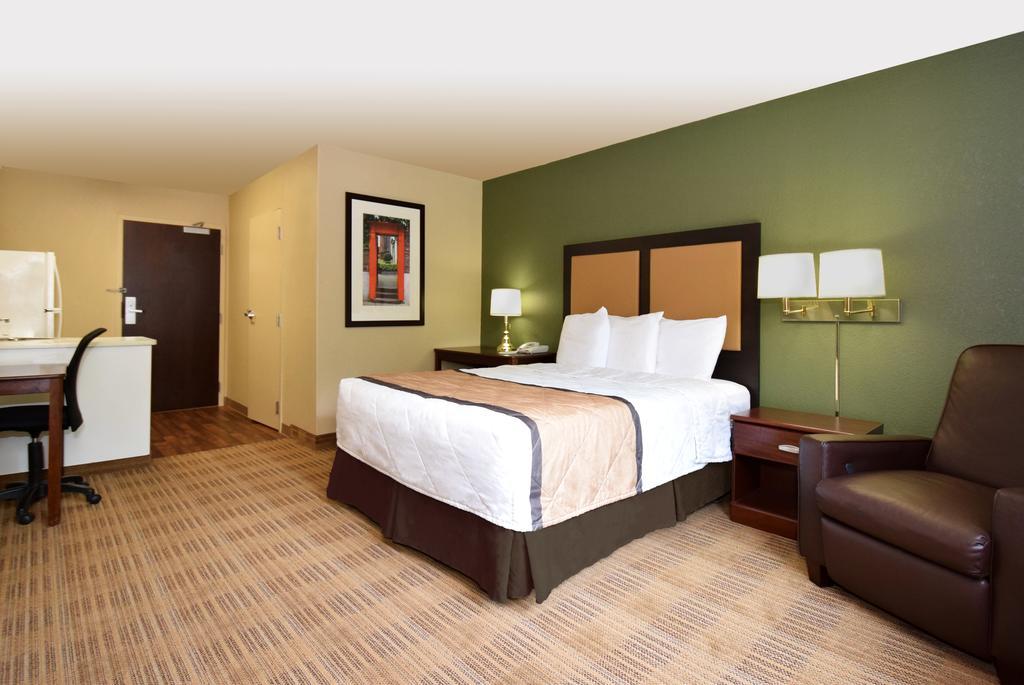 Extended Stay America Suites - Santa Barbara - Calle Real Goleta Buitenkant foto