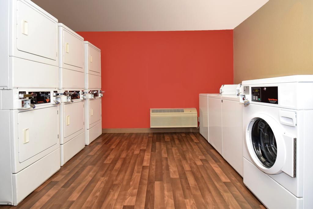 Extended Stay America Suites - Santa Barbara - Calle Real Goleta Buitenkant foto