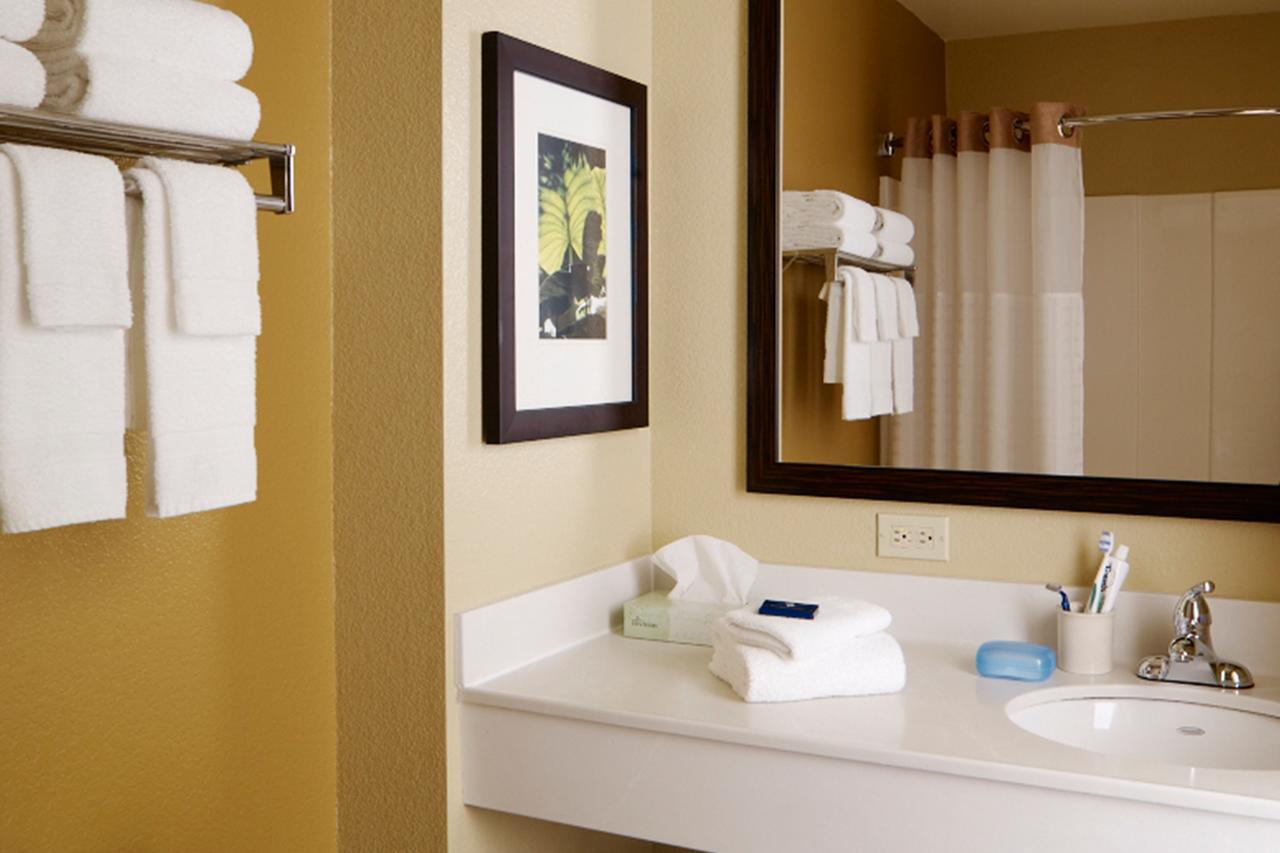 Extended Stay America Suites - Santa Barbara - Calle Real Goleta Buitenkant foto